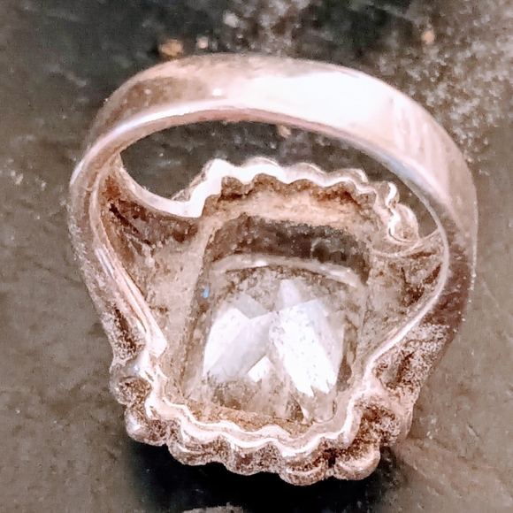 Vintage White Clear Quartz Sterling Silver 925 Ridge design SZ ,7.5 Ring - Picture 9 of 9